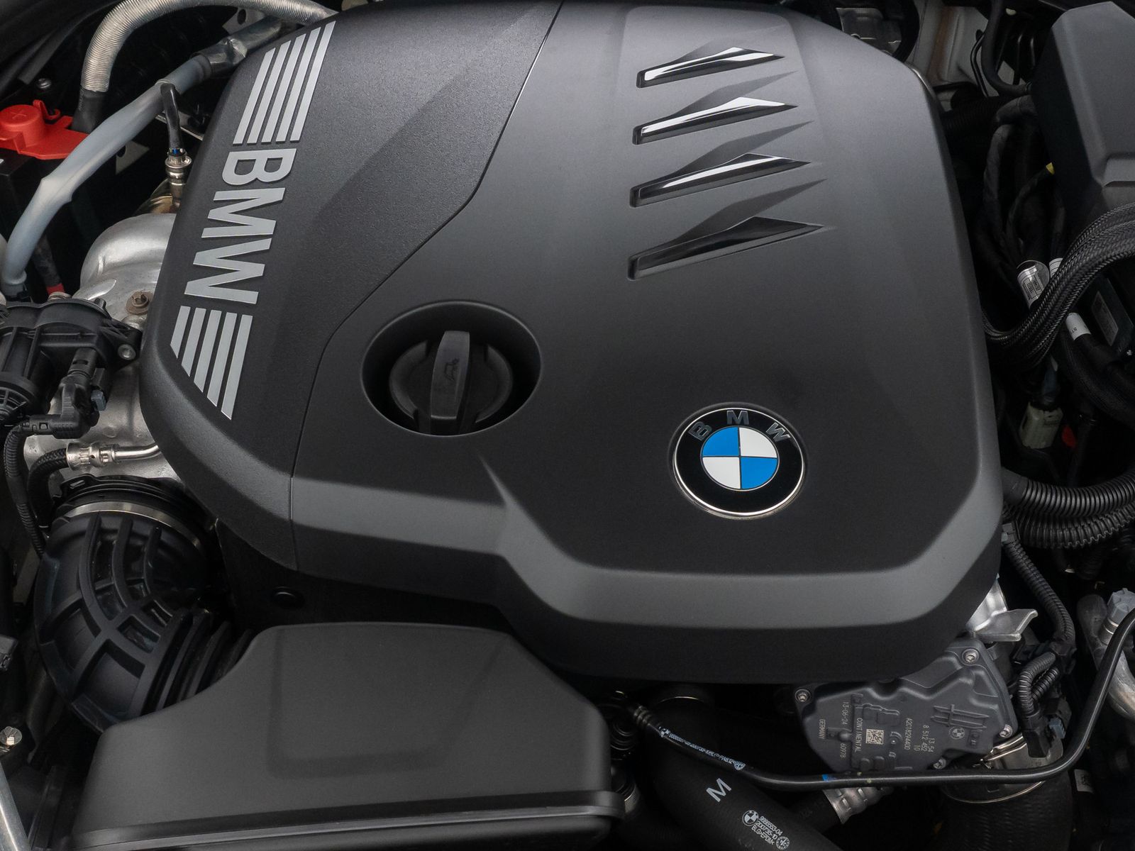 Fahrzeugabbildung BMW 520d Alarm DAB Kamera Leder Sport DigiKey 18Zoll