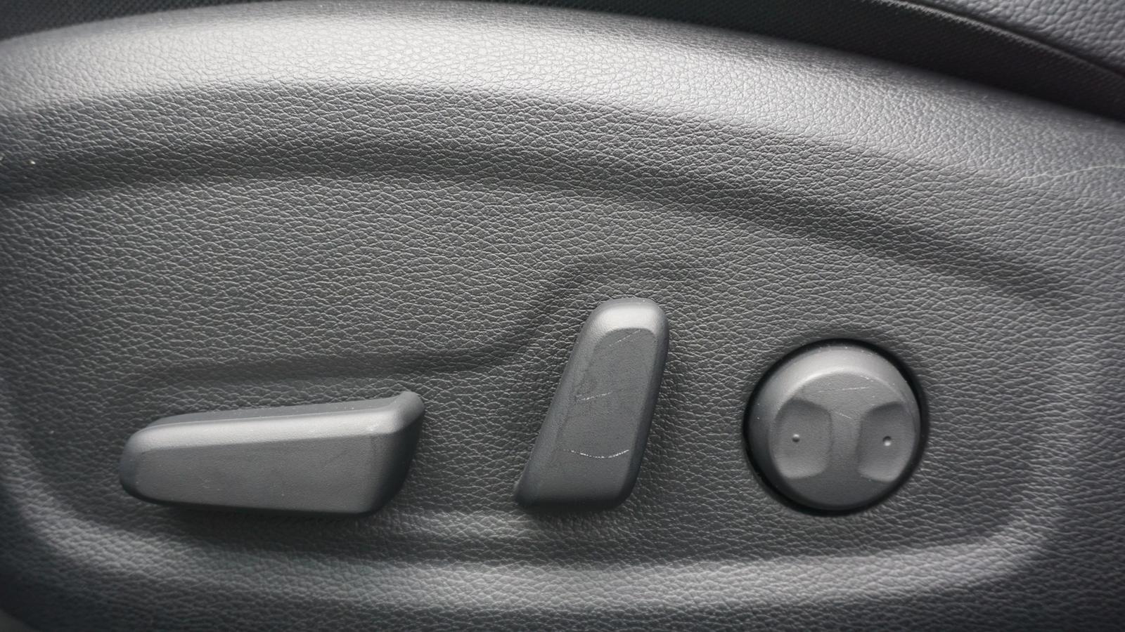 Kia XCeed 1.6 T-GDI Platinum Edition LED Panorama