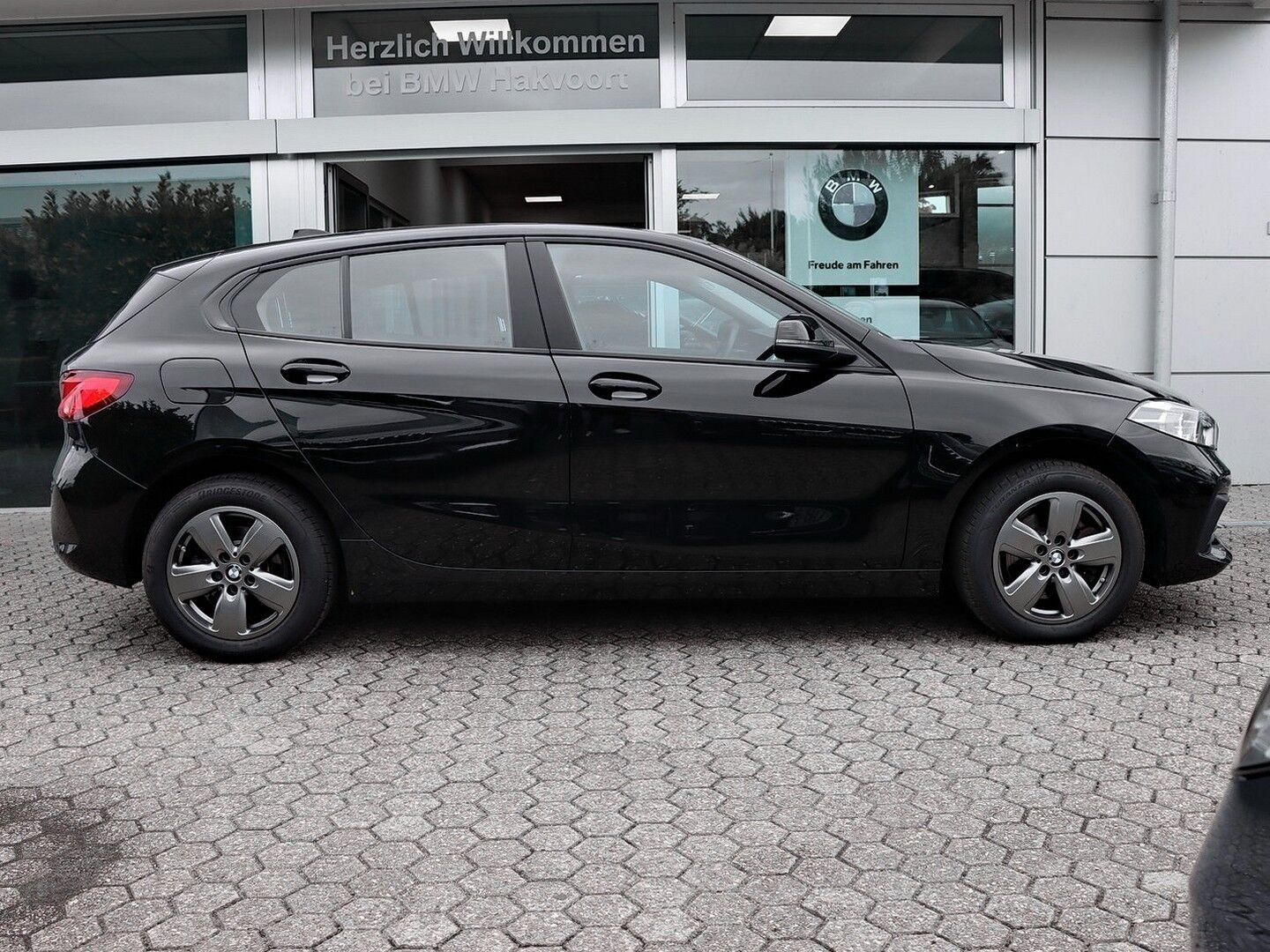 BMW 118i Advantage NAVI Sitzheizung DAB imagem 2