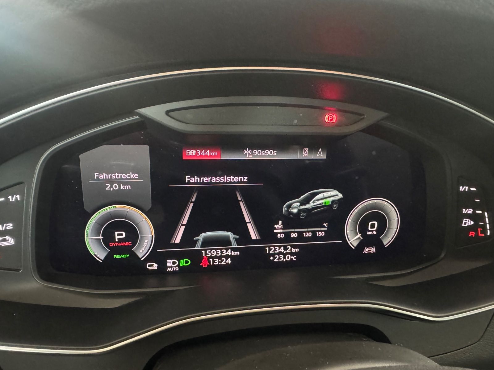 Fahrzeugabbildung Audi A6 55 TFSI e quattro/S-Line/HUD/LED/TeiLeder/360