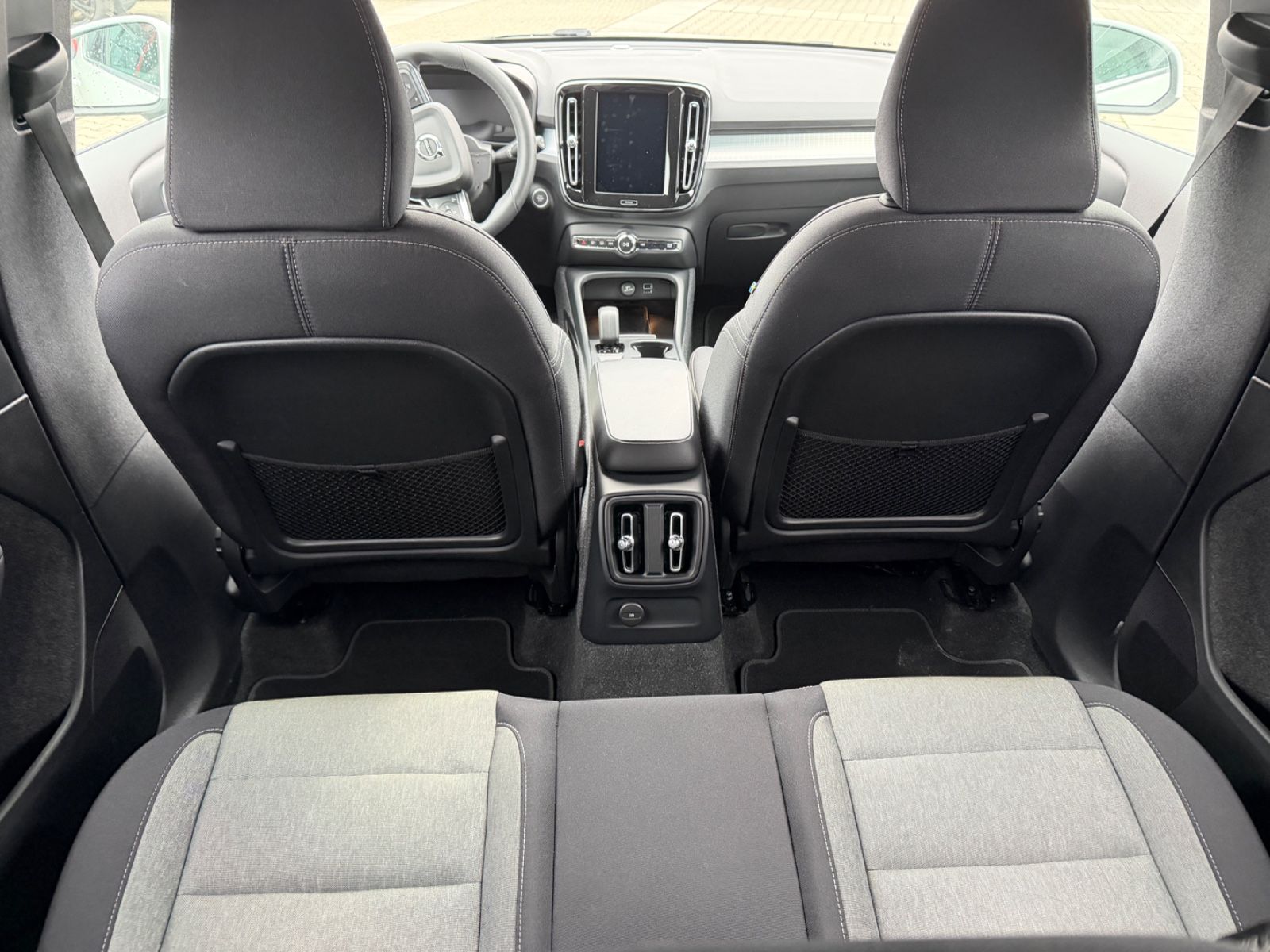 Volvo XC40 Core Recharge Plug-In Hybrid Standheizung foto 20