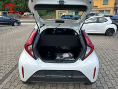 TOYOTA Aygo X Business Edition (AB7)
