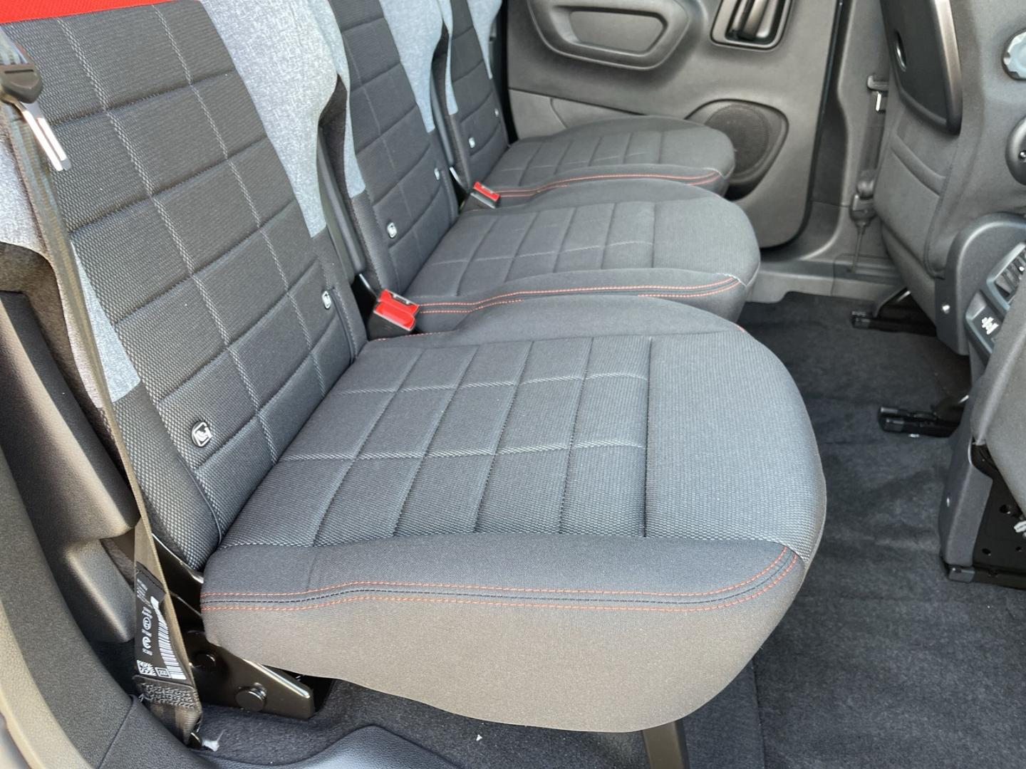 Citroën Berlingo MAX 1.5D Holiday + XTR-Paket Techno-Plu