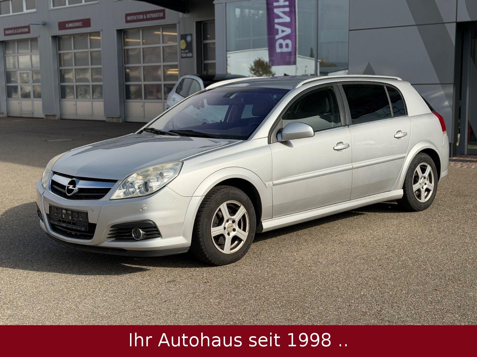 Opel Signum 2008 — rear view