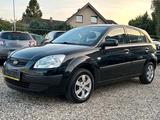 Kia Rio 1.4 EX Basis 5Gang 4/5Türig TÜV - Kia Rio in Hannover