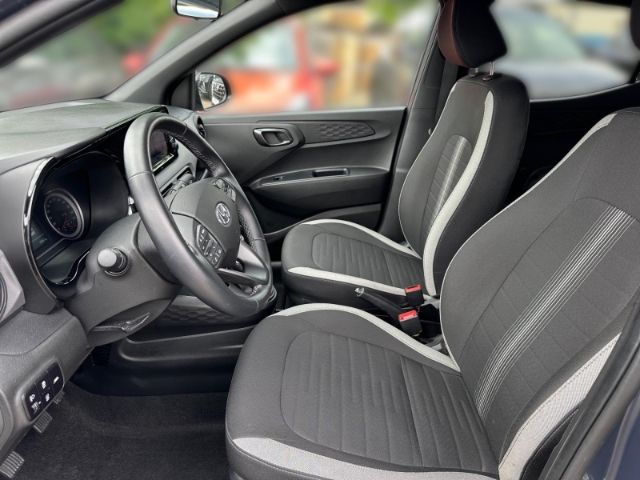 Fahrzeugabbildung Hyundai i10 Connect & Go Navi Apple CarPlay Android Auto