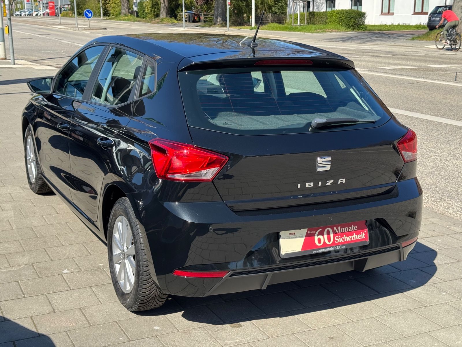 Ibiza Style*Parkass.*Temp*Sitzheiz.*Aut.*2-Z.Kl*