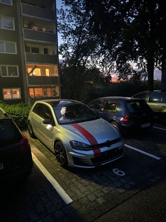 Image of Volkswagen Golf Sportsvan