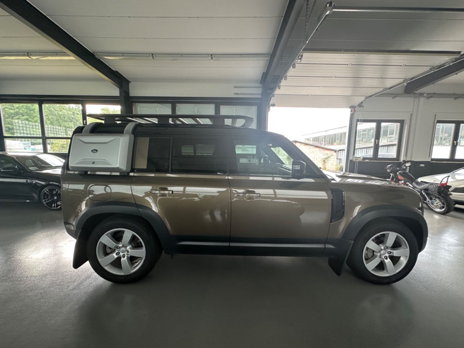 Land Rover Defender 110 First Edition P400 AHK Kamera Pano foto 4