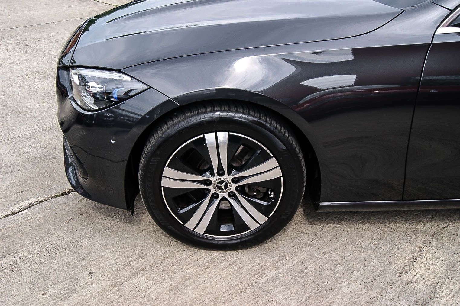 Fahrzeugabbildung Mercedes-Benz C 220 T d Avantgarde 9G-Tronic W206 MBUX ACC DIG