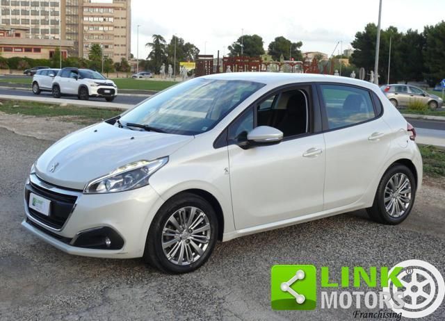 Peugeot PEUGEOT 208 Neo Patentati - Unico Proprietario