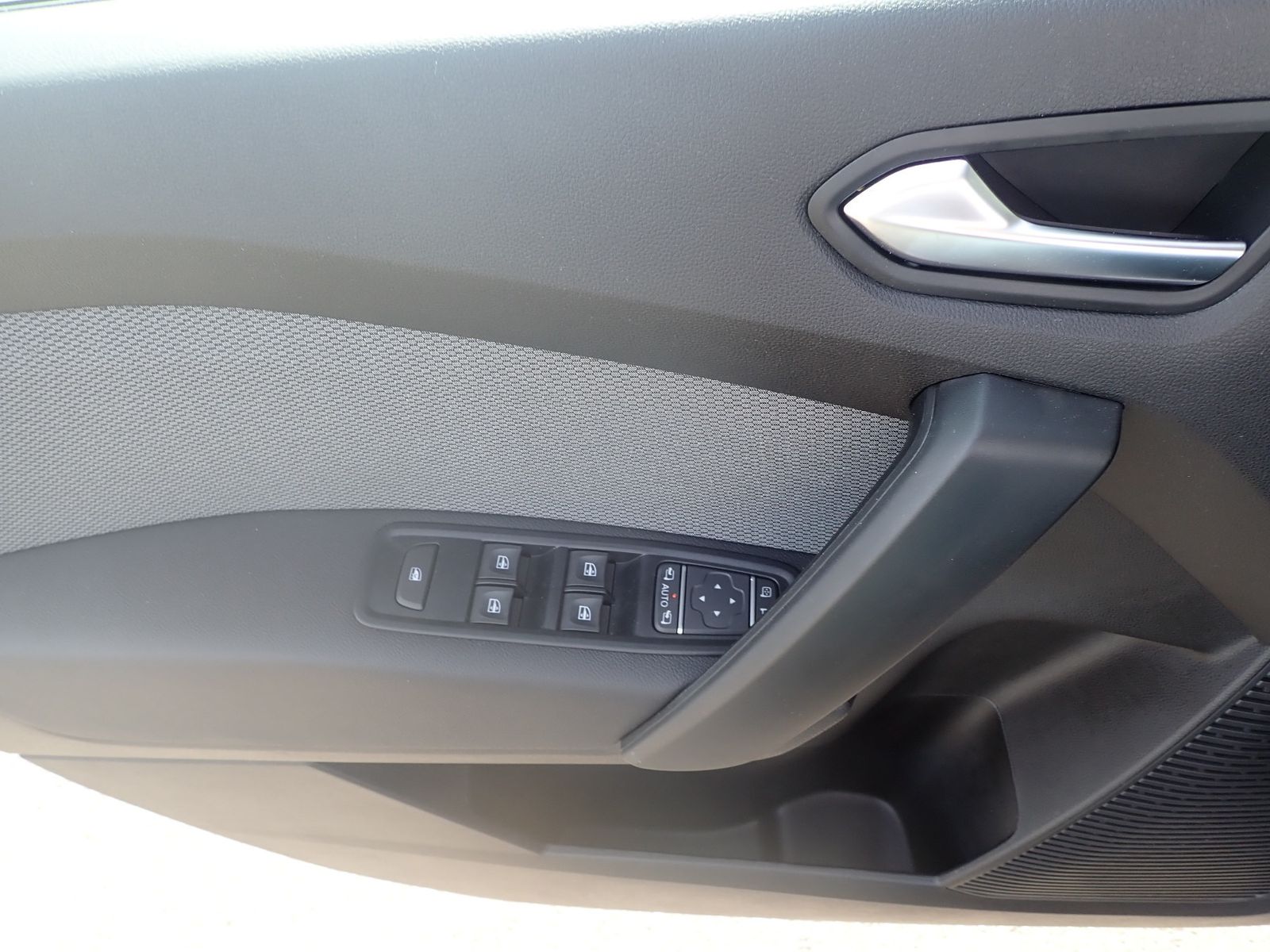 Fahrzeugabbildung Renault Kangoo E-TECH elektr. Techno Comfort Range AC22