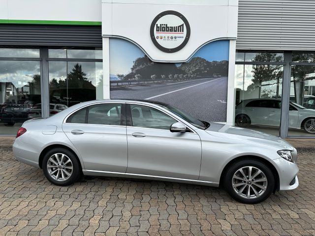 Mercedes-Benz E 250 Limousine Avantgarde Pano