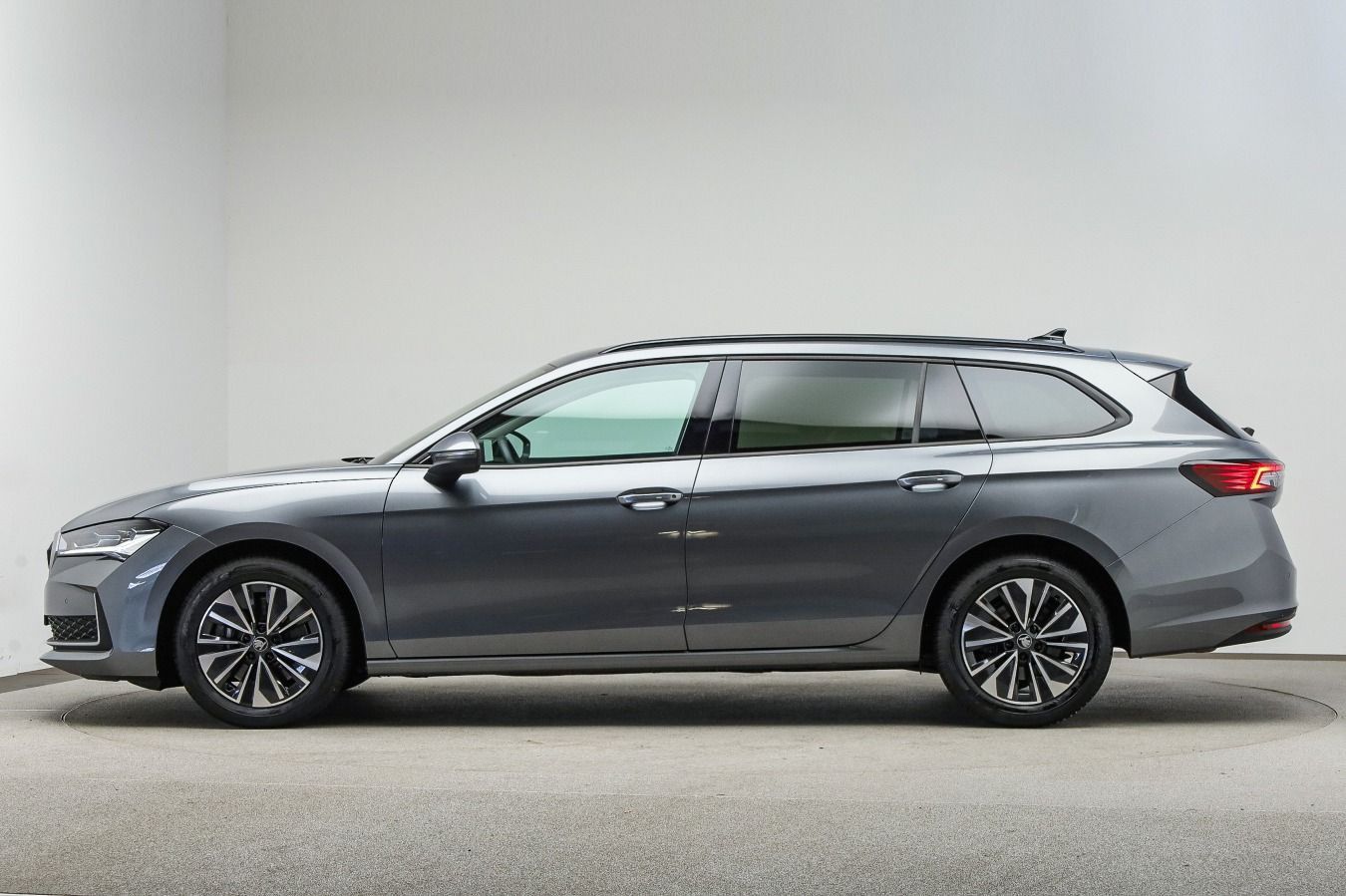 Skoda Superb - Bild 4