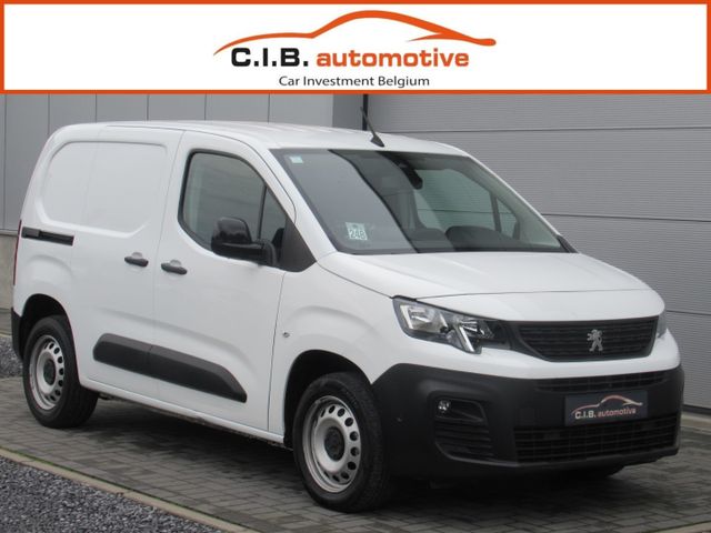 Peugeot Partner 1.5 BlueHDi Aut. / Navi / Airco / PDC / 