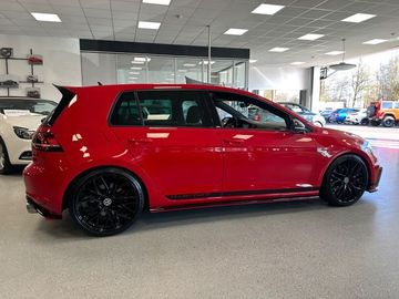 Volkswagen Golf - 9