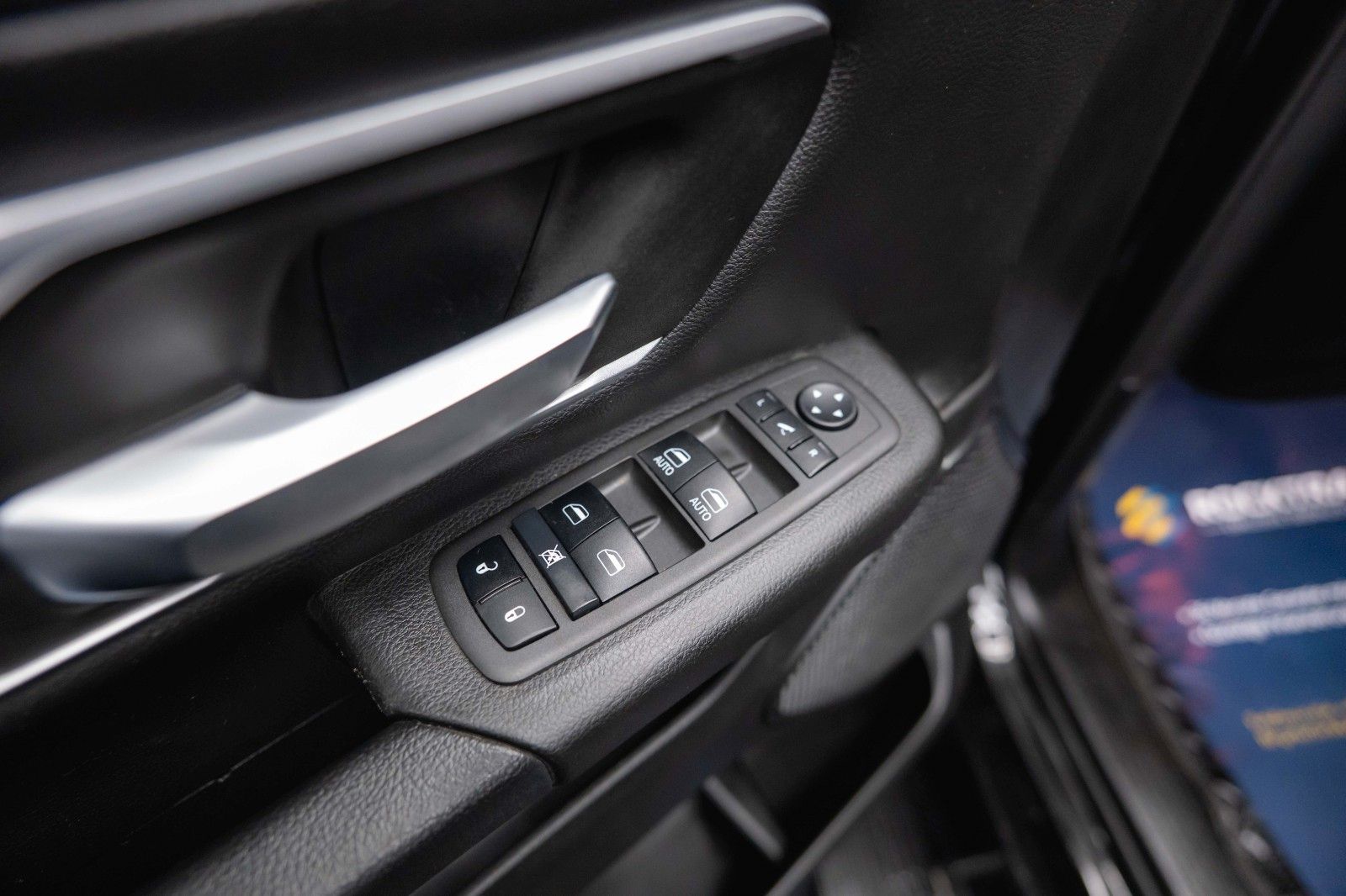 Fahrzeugabbildung Dodge RAM 5.7 V8 HEMI 4x4 OFFROAD Night Limited 19%