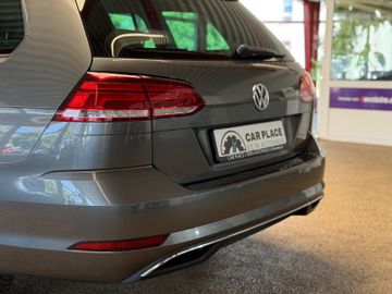 Volkswagen Golf - 6