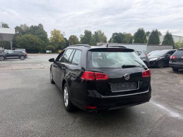 Volkswagen Golf - 4