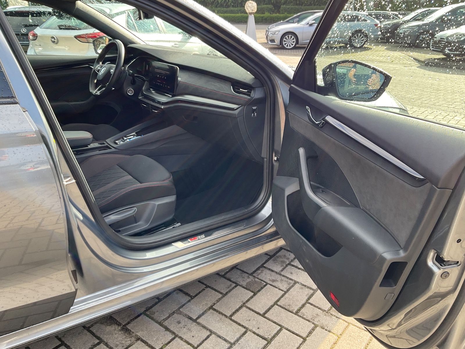 Fahrzeugabbildung SKODA Octavia Combi RS 2.0 TDI DSG,Kamera,Panorama