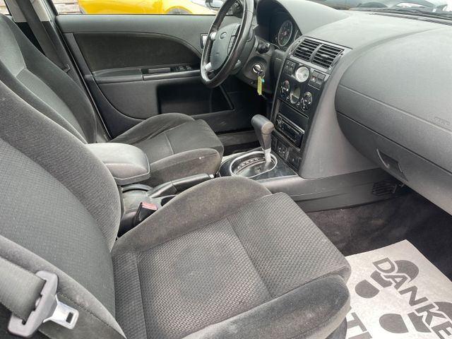 Ford Mondeo  2.0 Ghia Autom.