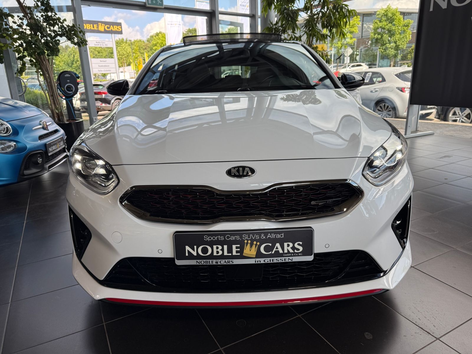 Fahrzeugabbildung Kia ProCeed GT RFK PANO SHZ LED NAVI