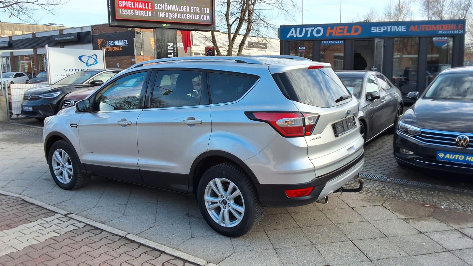 Ford Kuga Titanium Automatik,Leder,Pano,Navi,4X4,AHK