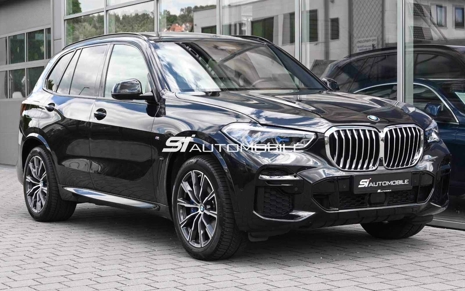 Fahrzeugabbildung BMW X5 xDr.40i M SPORT °ACC°AHK°HUD°MERINO°PANO°360°