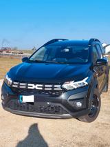 Dacia Jogger TCe 110 Extreme+ 7-Sitzer Extreme+ - Dacia Jogger von privat