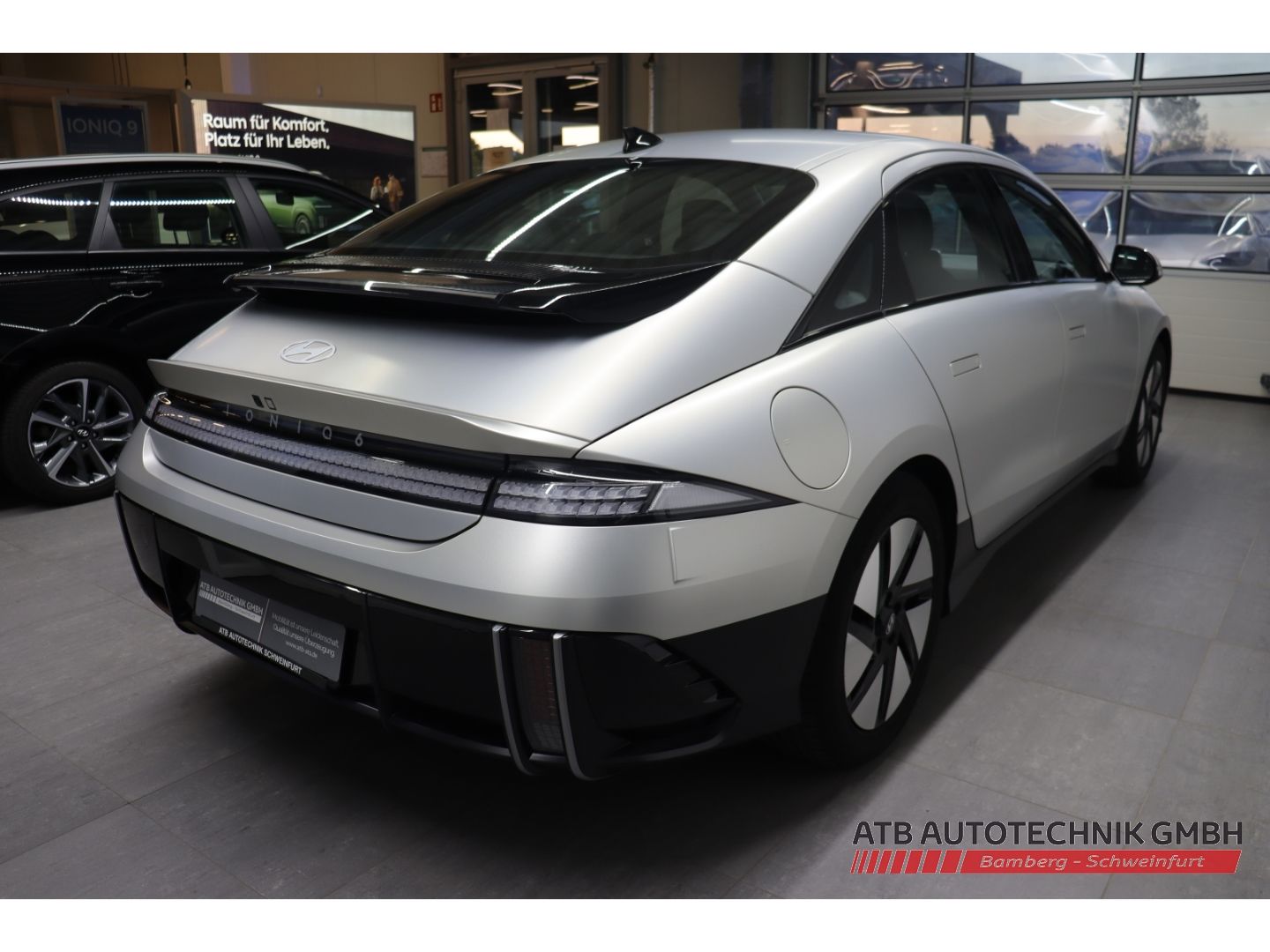 Fahrzeugabbildung Hyundai IONIQ 6 77,4 kWh DYNAMIQ 97,1% SOH Navi LED ACC