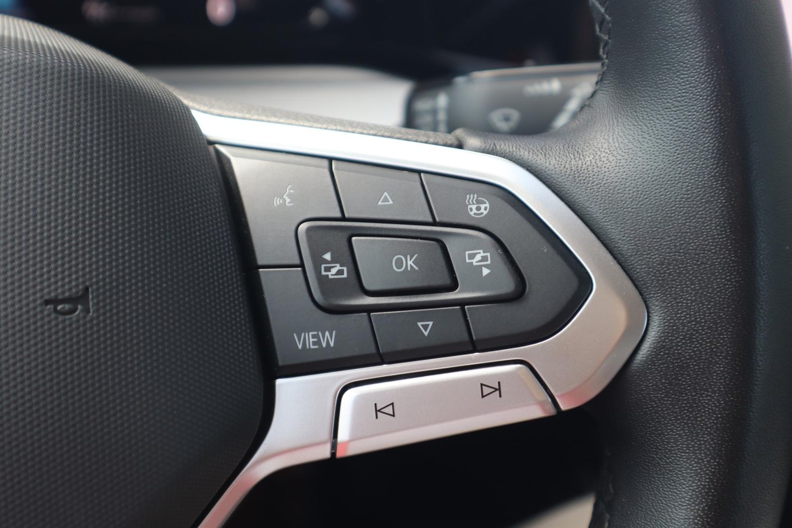 Volkswagen Golf VIII Variant 1.5 TSI Life LED Navi ACC PDC, миниатюра 25