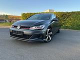 Volkswagen Golf VII Lim. GTI Performance BMT/Start-Stopp - : GTI