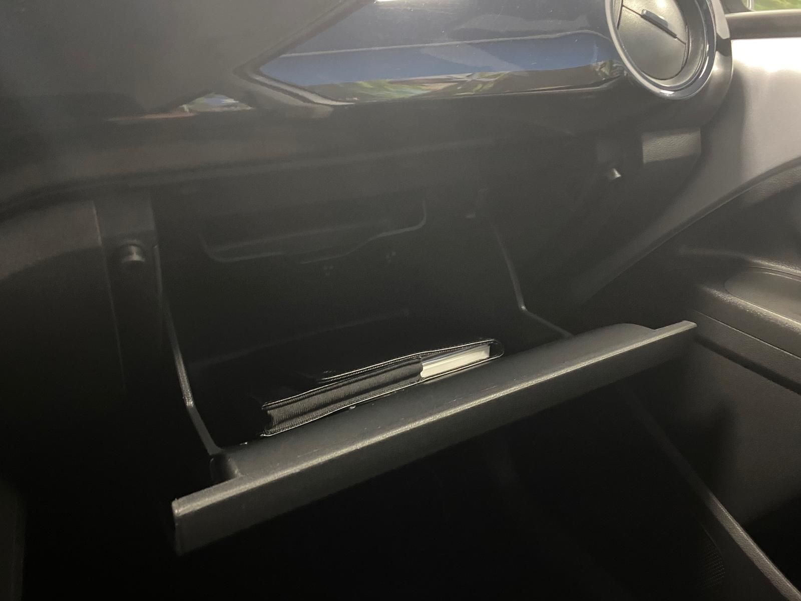 Fahrzeugabbildung Volkswagen up! move up! KLIMA+PDC+SITZHEIZ+Metallic+Allwett