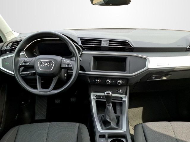 Q3 35 TFSI AZV+SHZ+PDC+DAB