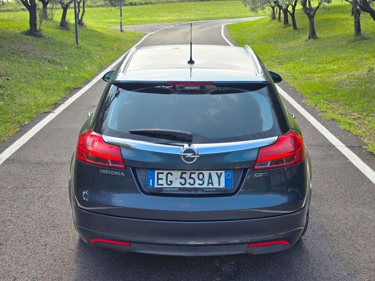 Opel Insignia 2010 — фото 7