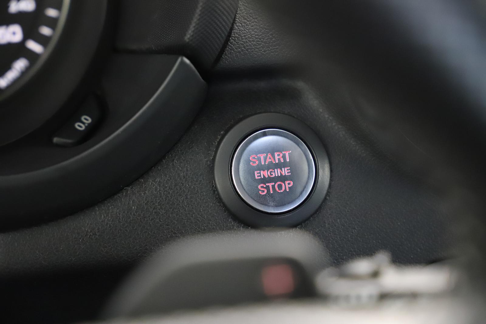 Audi A1 1.4TFSI 185PS Automatik S Line Navi BOSE Keyl