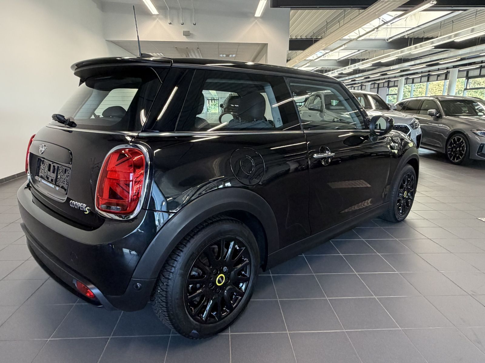 MINI Cooper SE NAVI Standh. LED DAB Tempomat imagem 3
