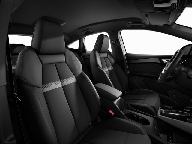 Q4 Sportback 45 e-tron quattro 210 kW ACC, Matri