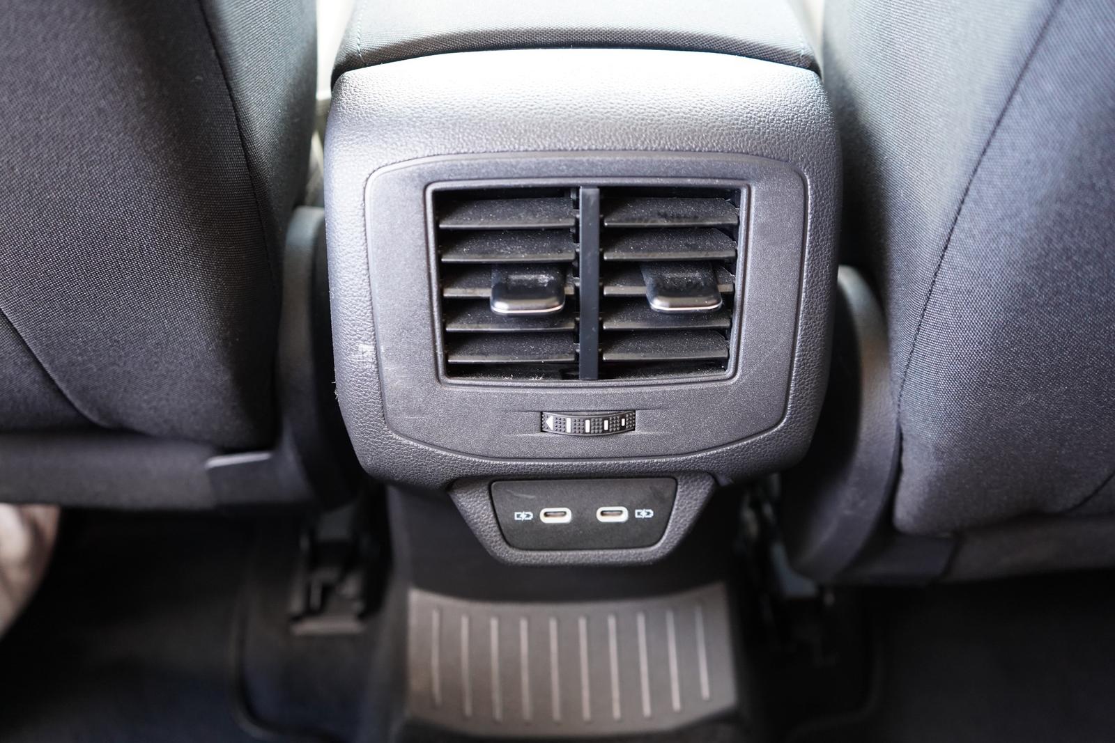 Volkswagen T-Roc 1.0 R-Line LED Navi ACC Virtual Cockpit, миниатюра 29