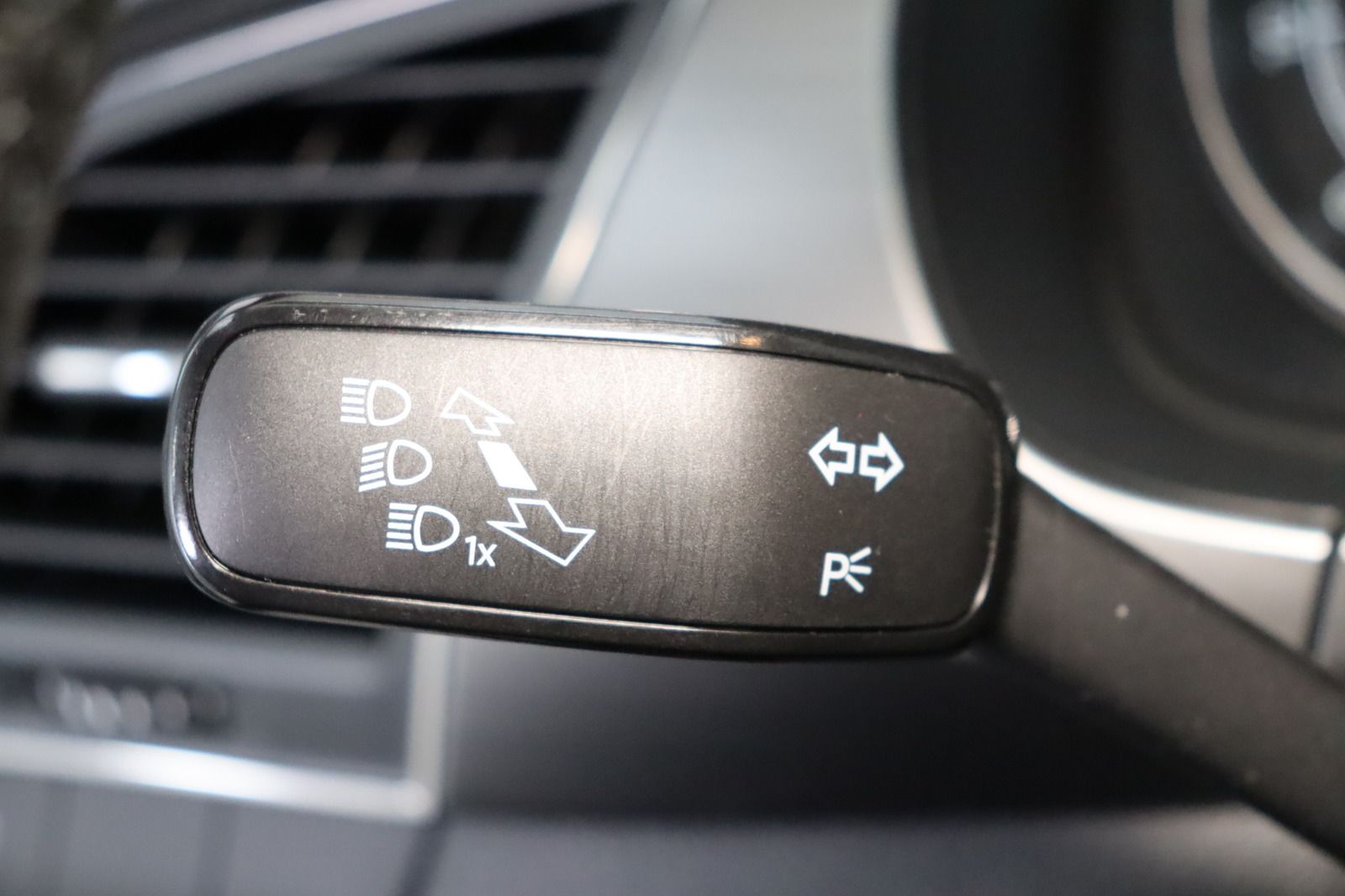 Fahrzeugabbildung SKODA Fabia 1.0 TSI * Navi * 1.Hand Soleil