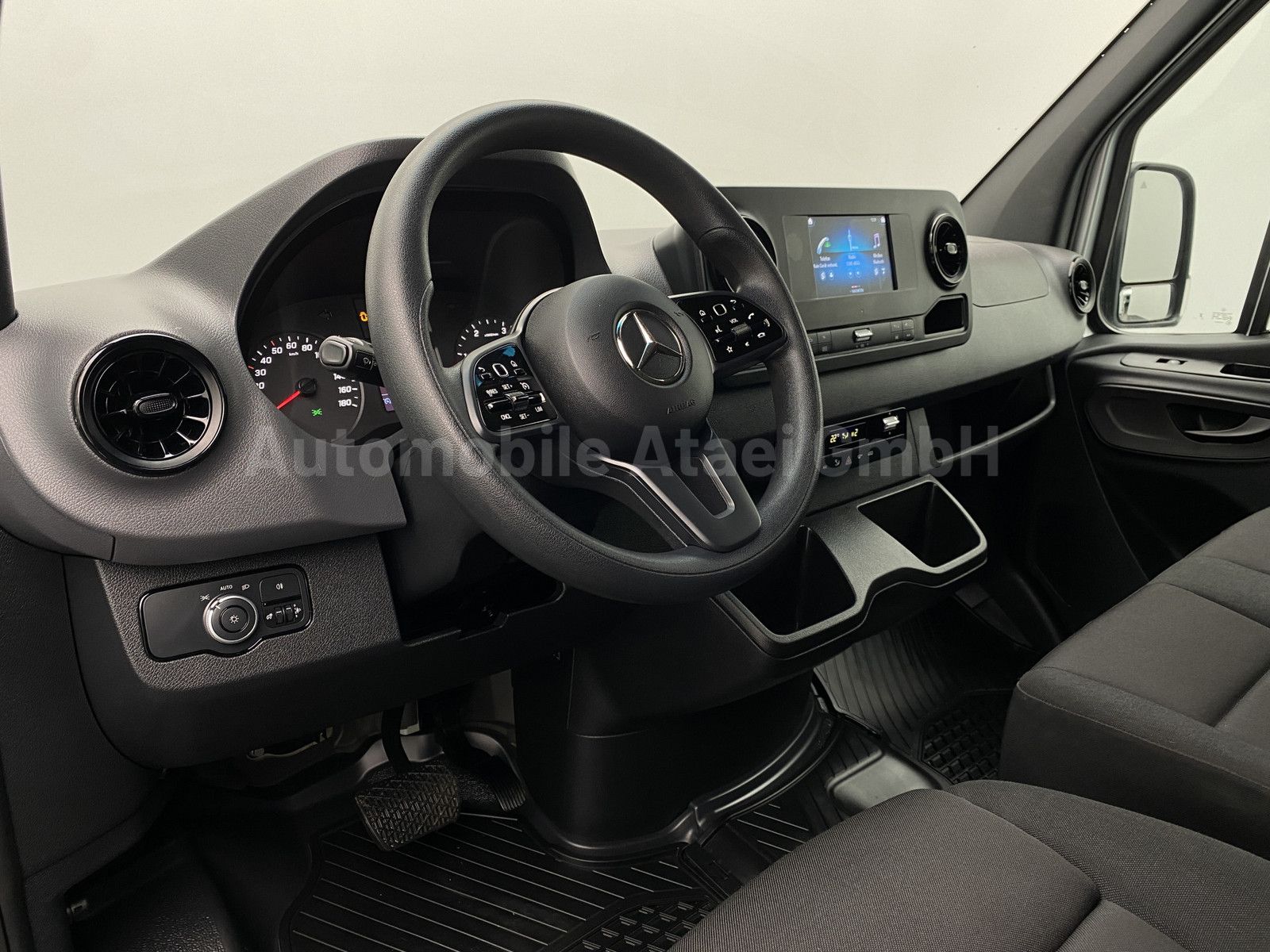 Fahrzeugabbildung Mercedes-Benz Sprinter 317 Automatik MAXI+ AHK 3,5t (0800)