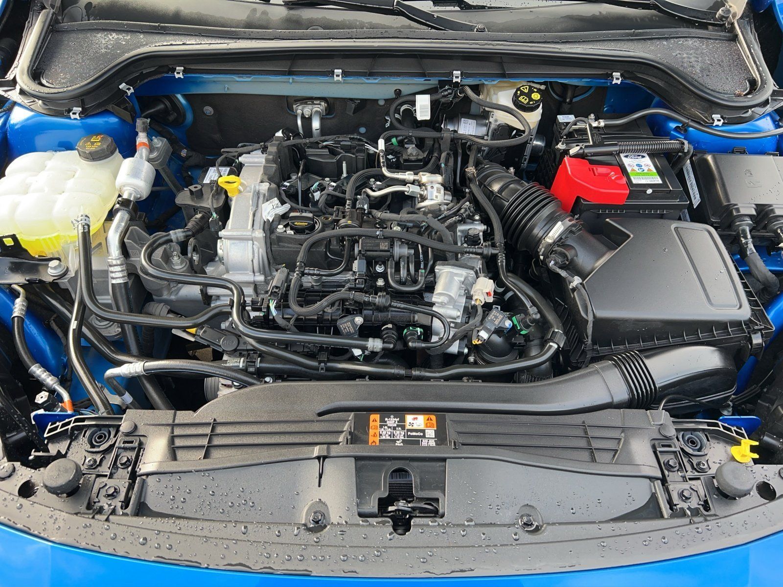 Fahrzeugabbildung Ford Focus 1.0EcoBoost MHEV ST-Line X SHZ/LED/CARPLAY