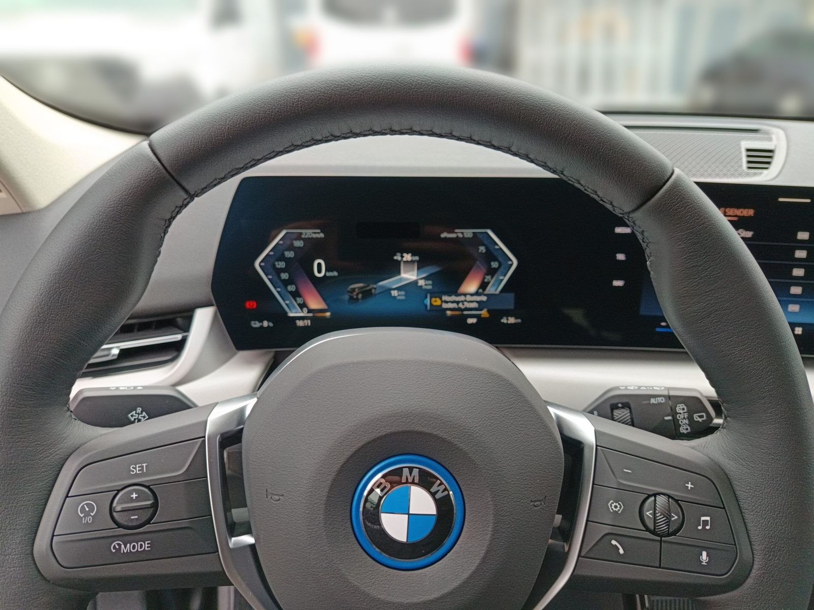 BMW iX1 - Bild 16