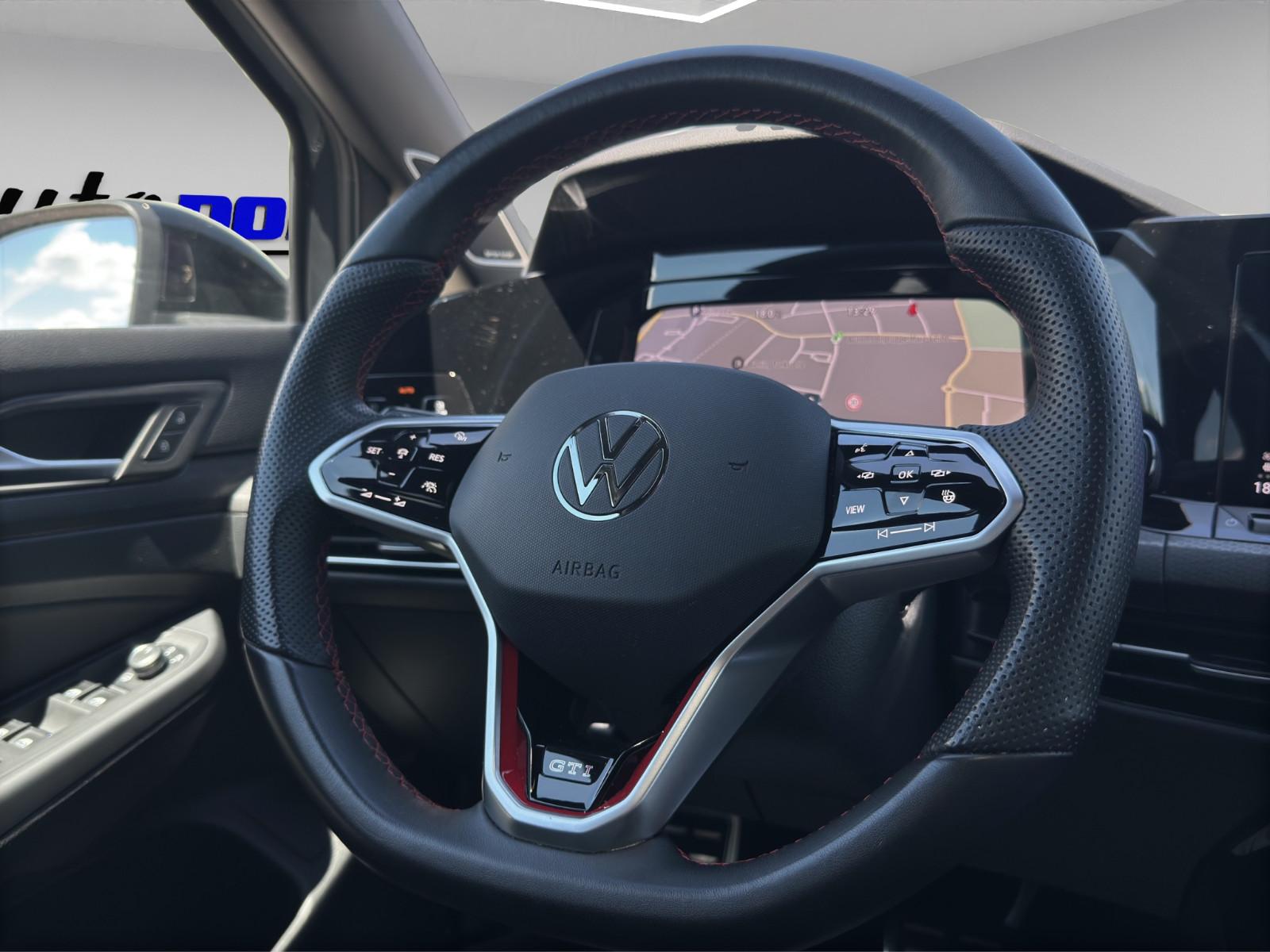 Volkswagen Golf VIII Lim. GTI PANO BLACK H&K DCC 19", миниатюра 17