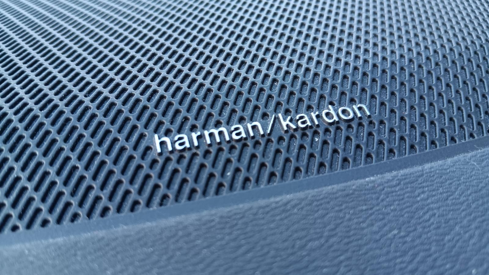 Fahrzeugabbildung Volvo V60 T6 Recharge AWD Plus Dark