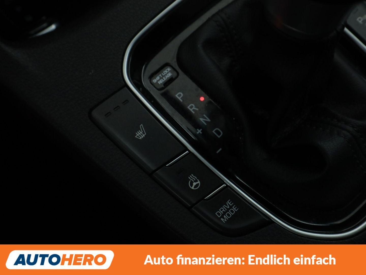 Hyundai i30 1.4 TGDI Trend Aut*NAVI*LED*TEMPO*CAM*PDC*