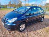 Citroën Citroen Xsara Picasso 2,0 16V - Citroën Xsara Picasso mit Benzin-Antrieb: Automatik