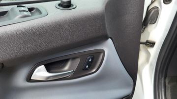 Fahrzeugabbildung Ford Transit/Tourneo Custom Kombi 310 L1 Trend