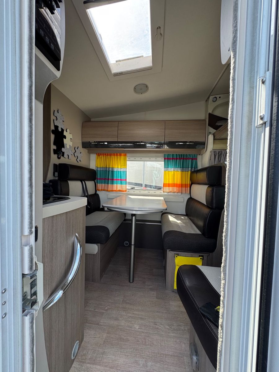 Fahrzeugabbildung Challenger C394