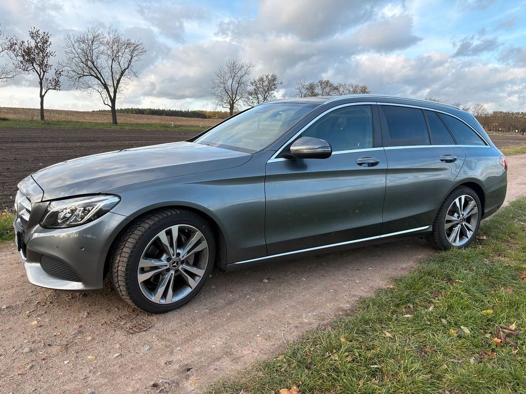 Image of Mercedes-Benz C 250